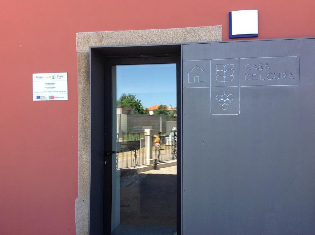 בית הארחה מירנדה דו דורו 	Casa De L Cura מראה חיצוני תמונה