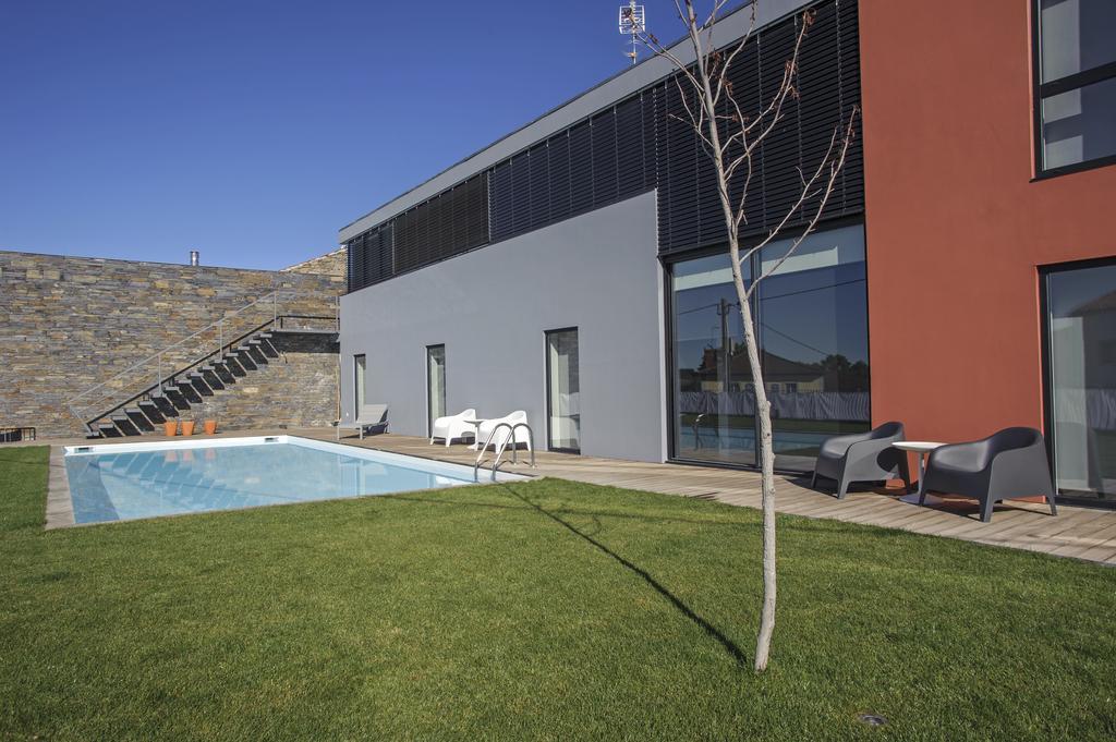 בית הארחה מירנדה דו דורו 	Casa De L Cura מראה חיצוני תמונה